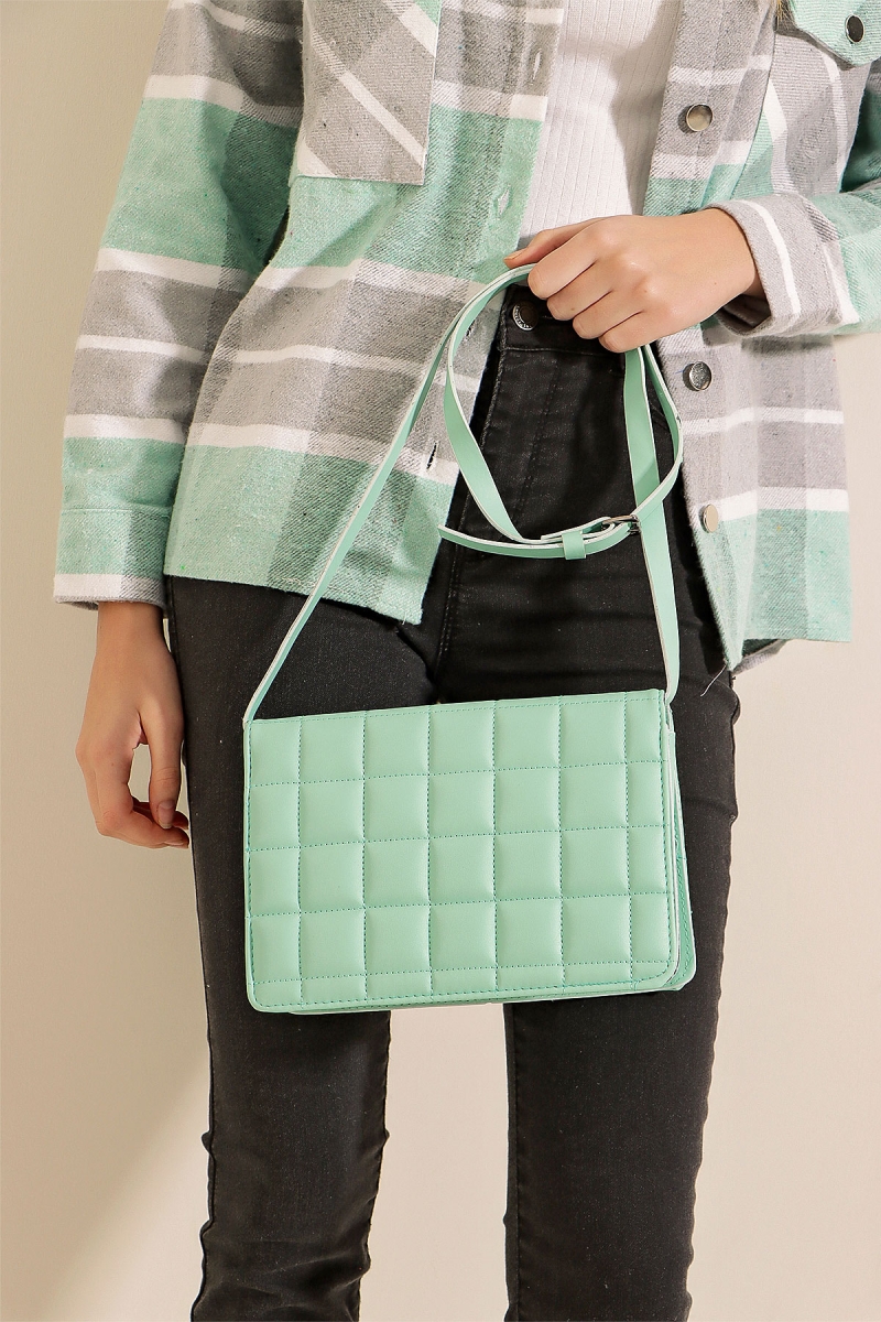 010139 Kapitone Omuz Çantası - Mint - BİGDART