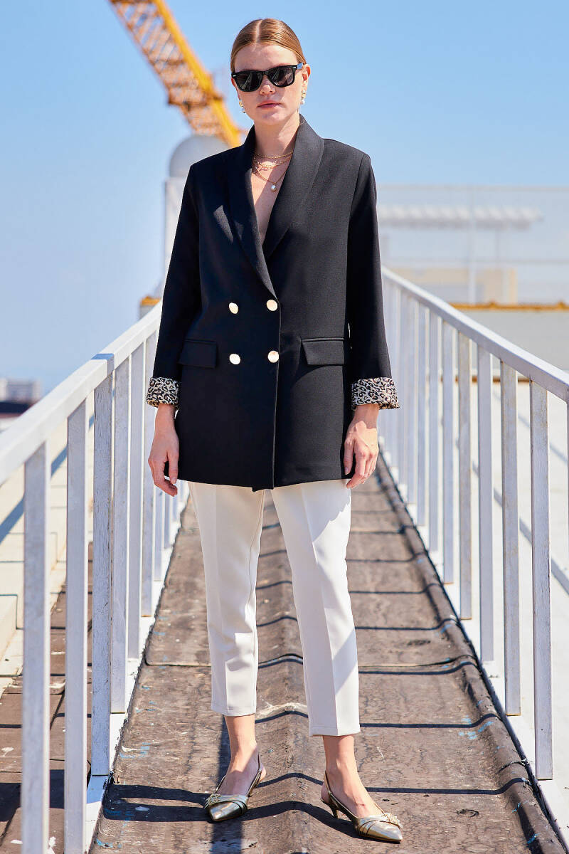 0704 Düğme Detaylı Blazer Ceket - Siyah (1)