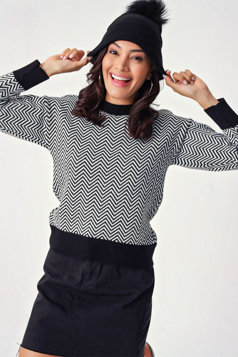 10304 Zikzak Desen Oversize Triko Kazak - Siyah - BİGDART