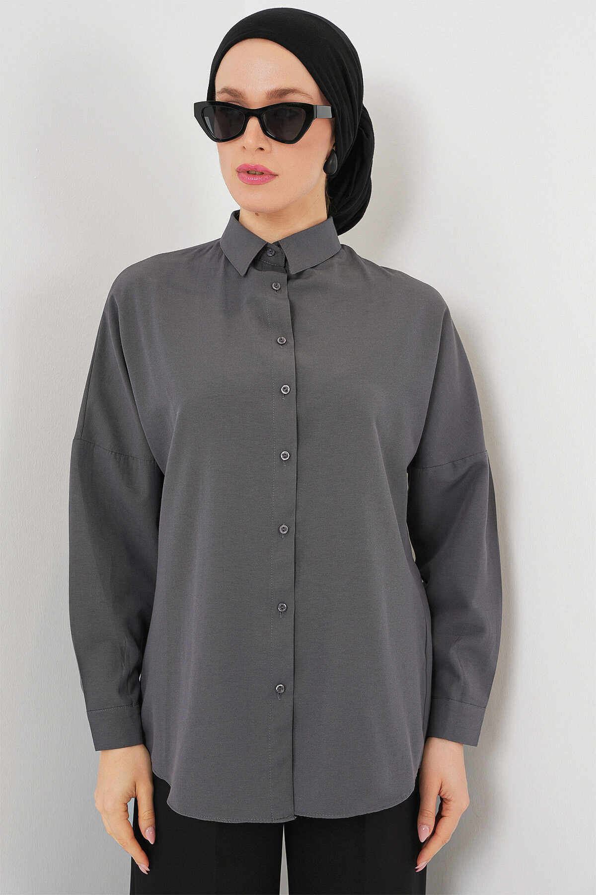 103901 Oversize Basic Tesettür Gömlek - Gri - 4