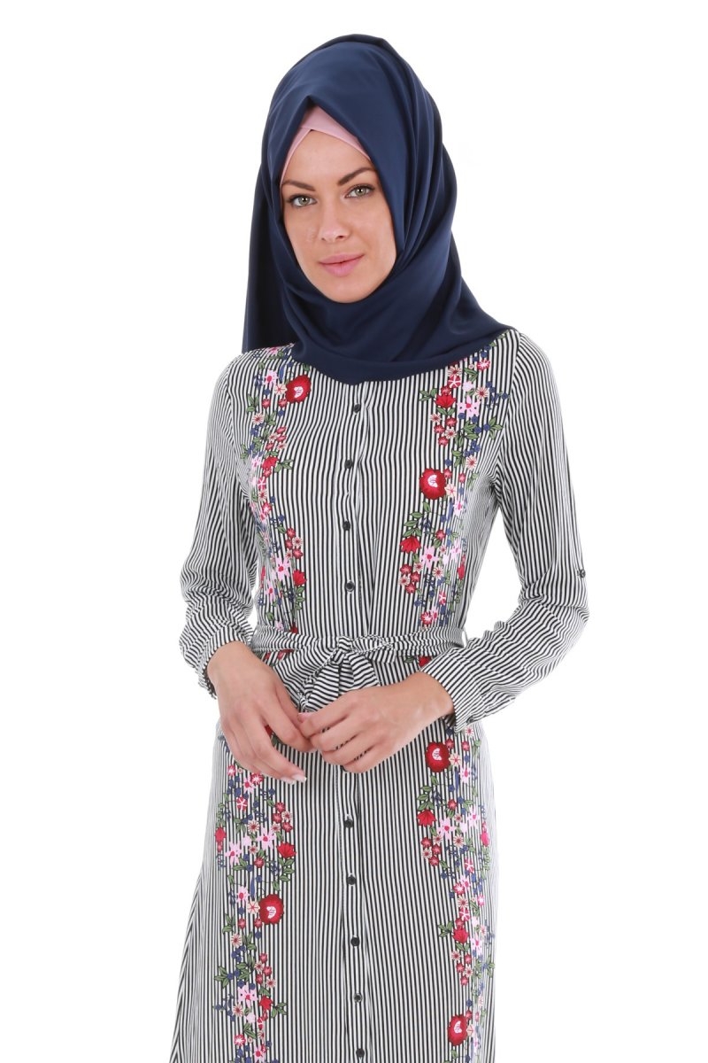 1524 BEL KUŞAK DESENLİ TESETTÜR ELBİSE - Siyah - BİGDART