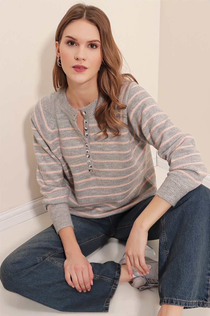 15808 Düğmeli Kazak - Gri - BİGDART