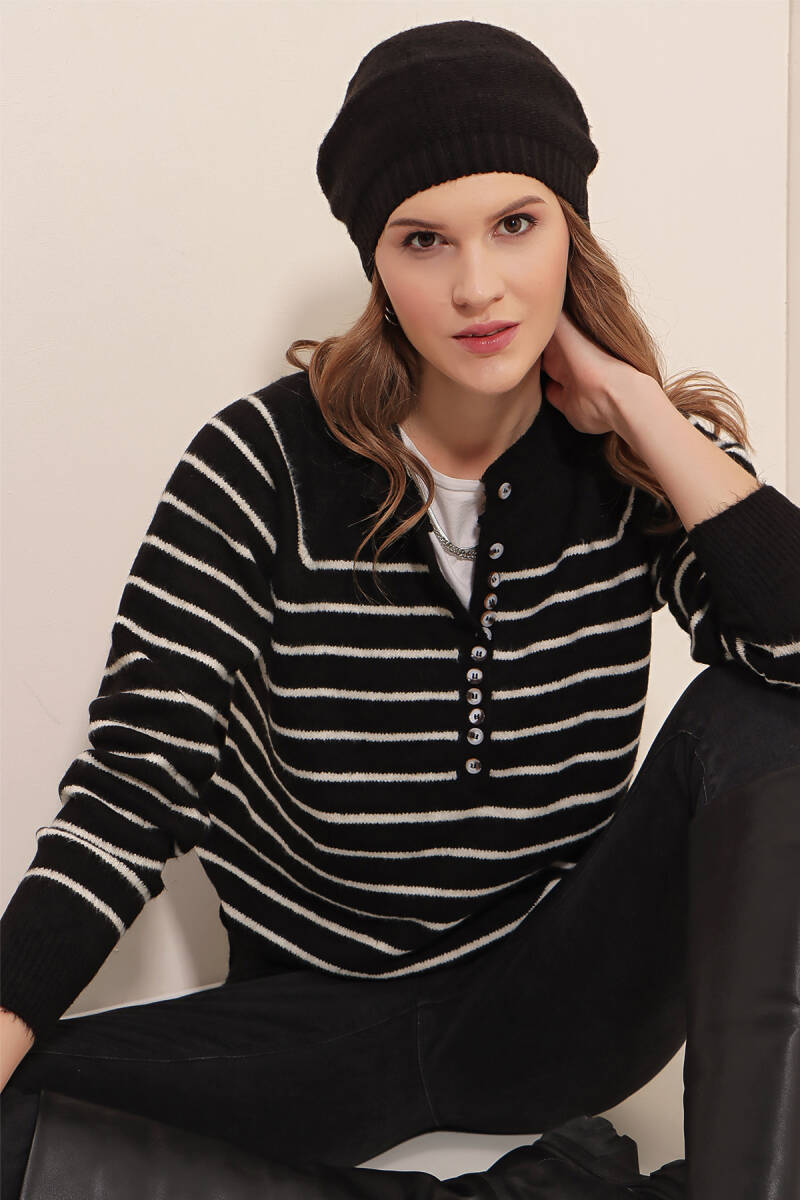 15808 Düğmeli Kazak - Siyah - BİGDART