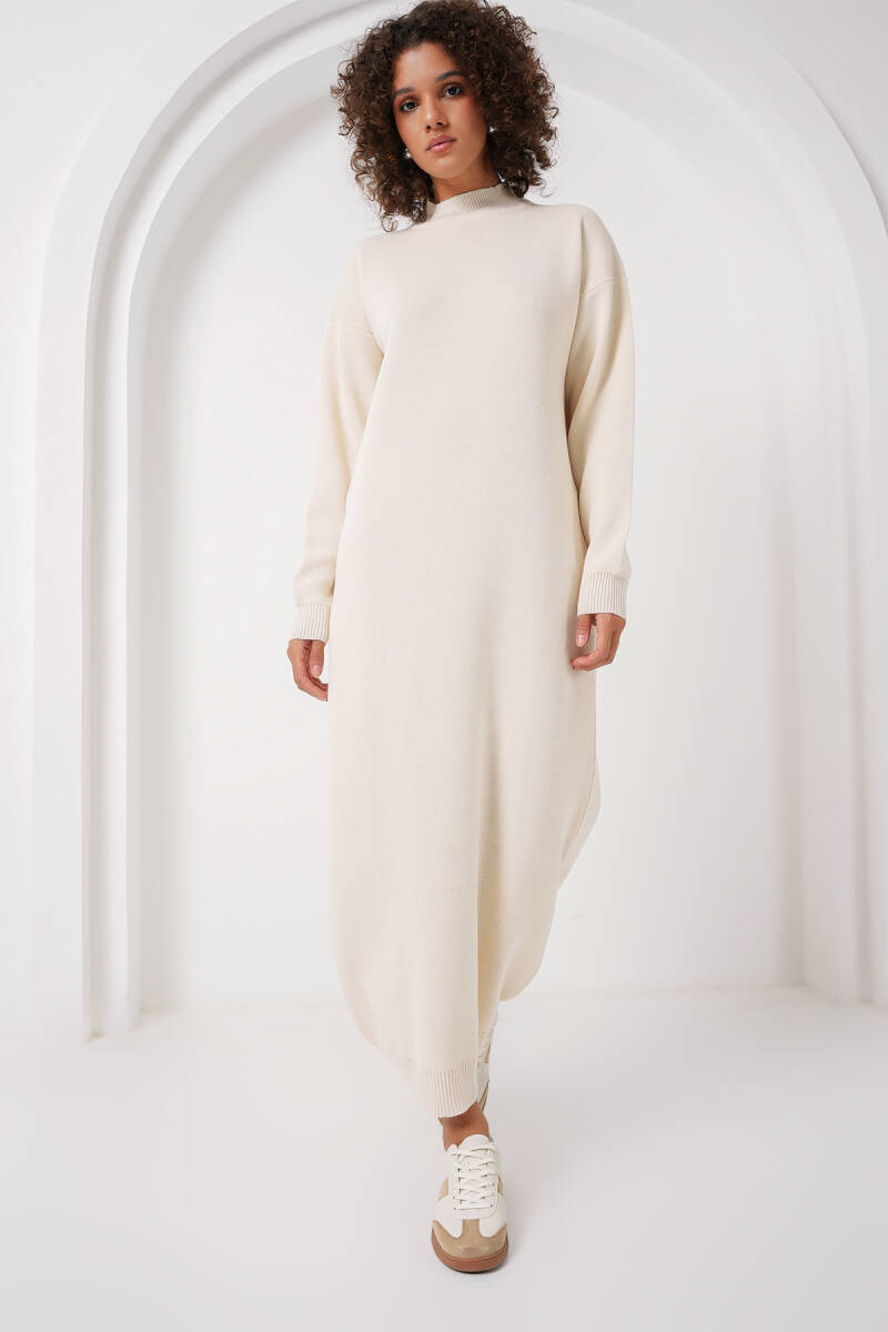 15890 Uzun Triko Elbise - D.Krem - BİGDART