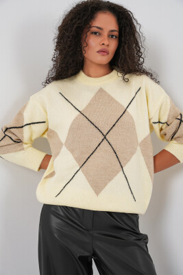 15895 Baklava Desenli Oversize Triko Kazak - C. Vizon - 3