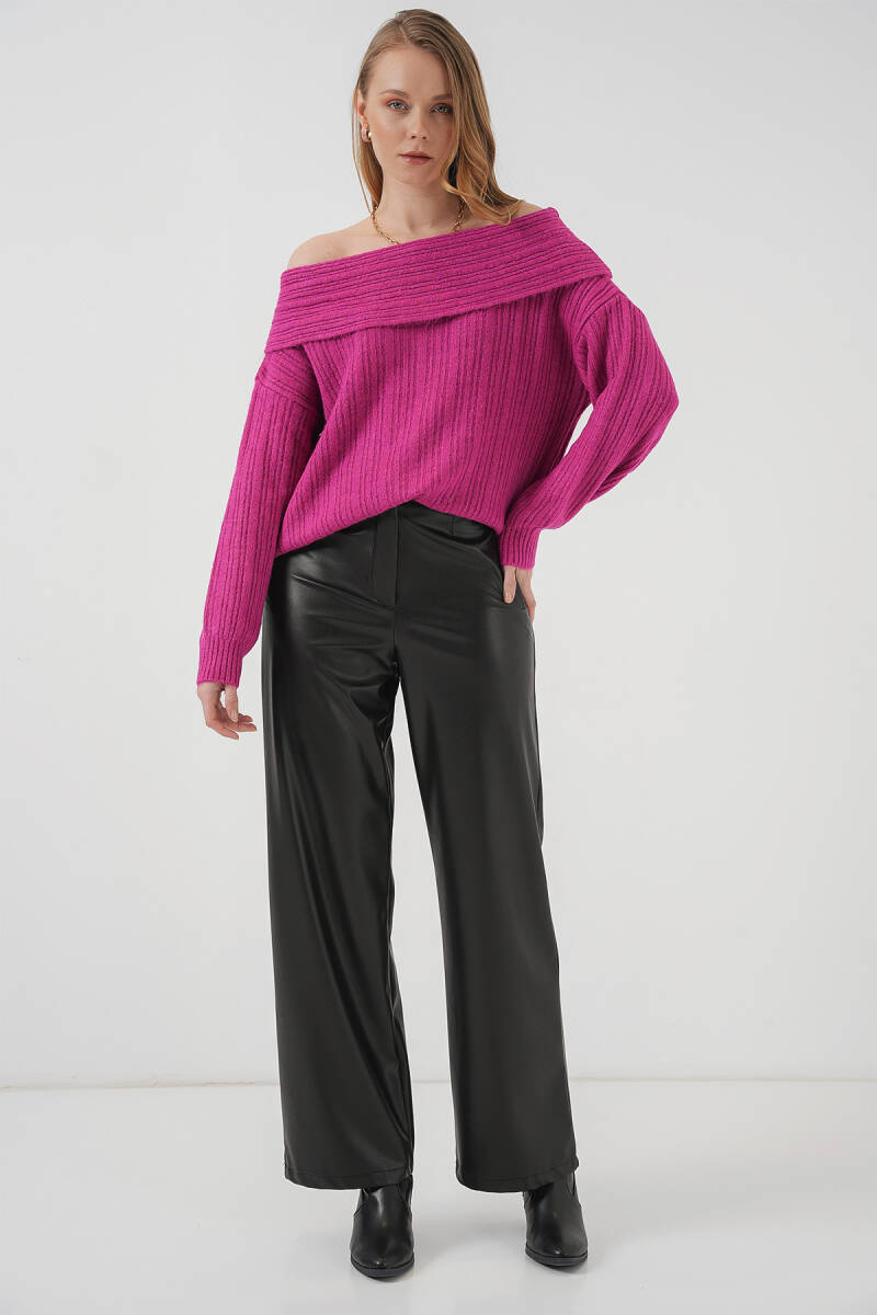 15908 Kadın Açık Omuz Oversize Triko Kazak - Koyu Pembe (1)