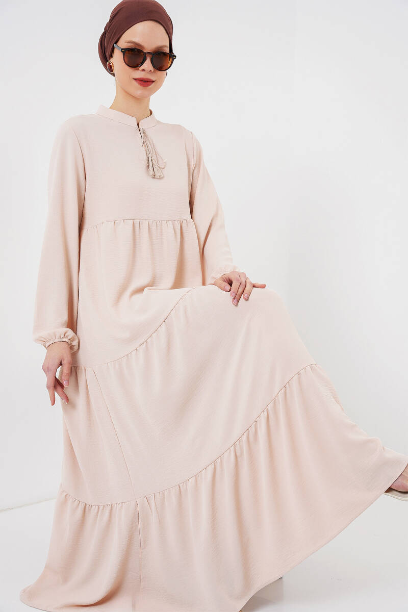 1627 Yaka Bağcıklı Tesettür Elbise - C. Bej - BİGDART