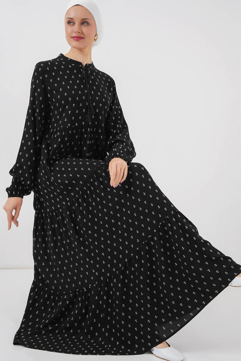 1627 Yaka Bağcıklı Tesettür Elbise - Siyah - BİGDART