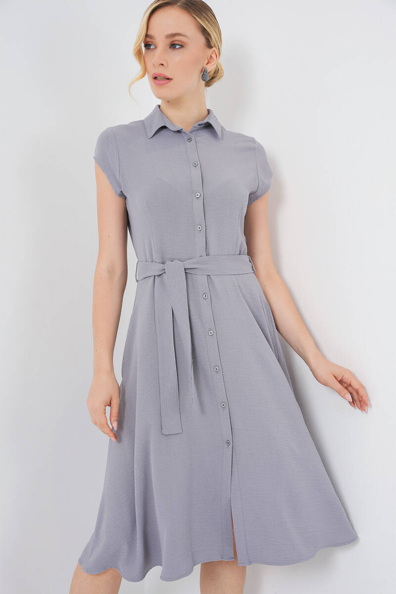 1677 Boydan Düğmeli Kuşaklı Elbise - Gri - BİGDART