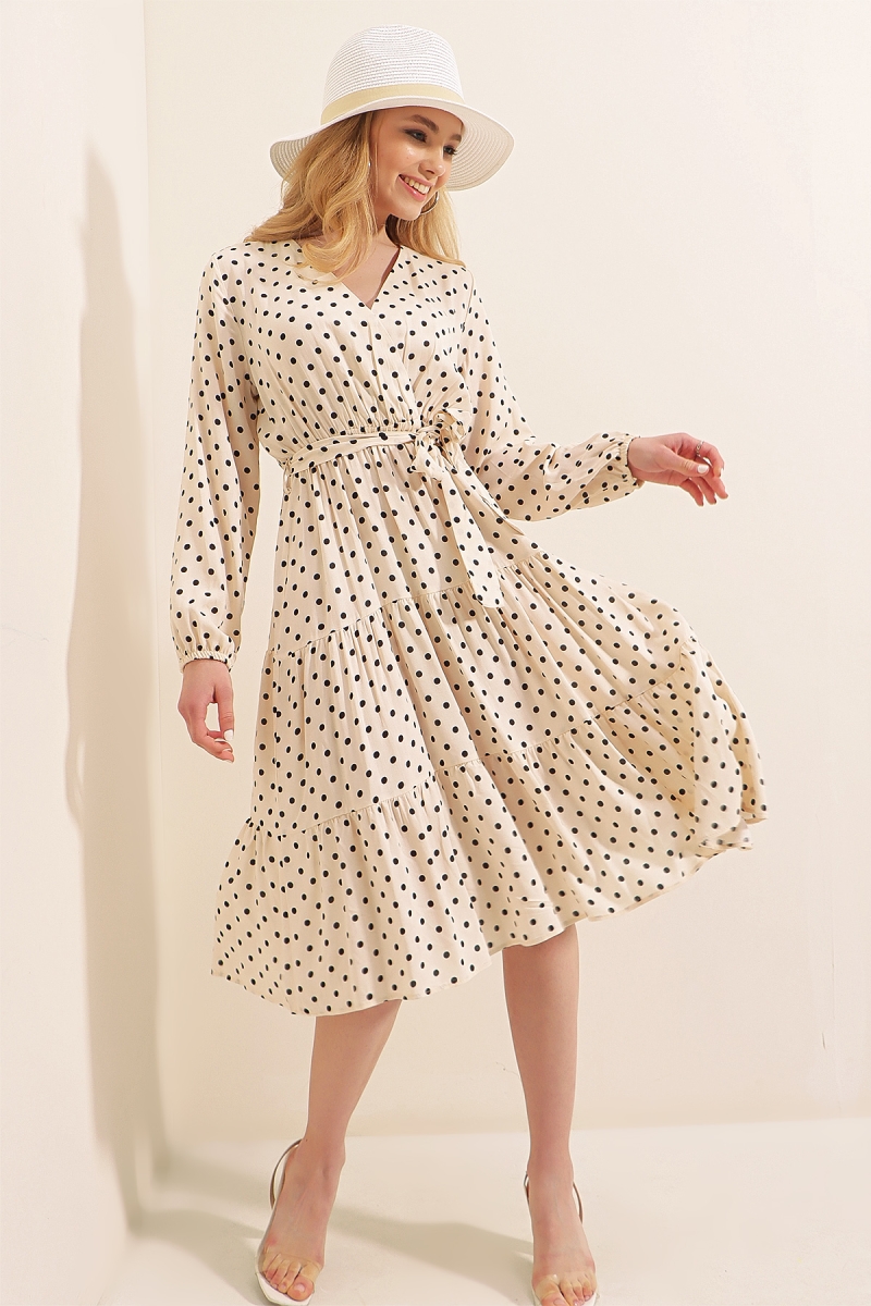 2320 Kruvaze Yaka Elbise - Krem - BİGDART