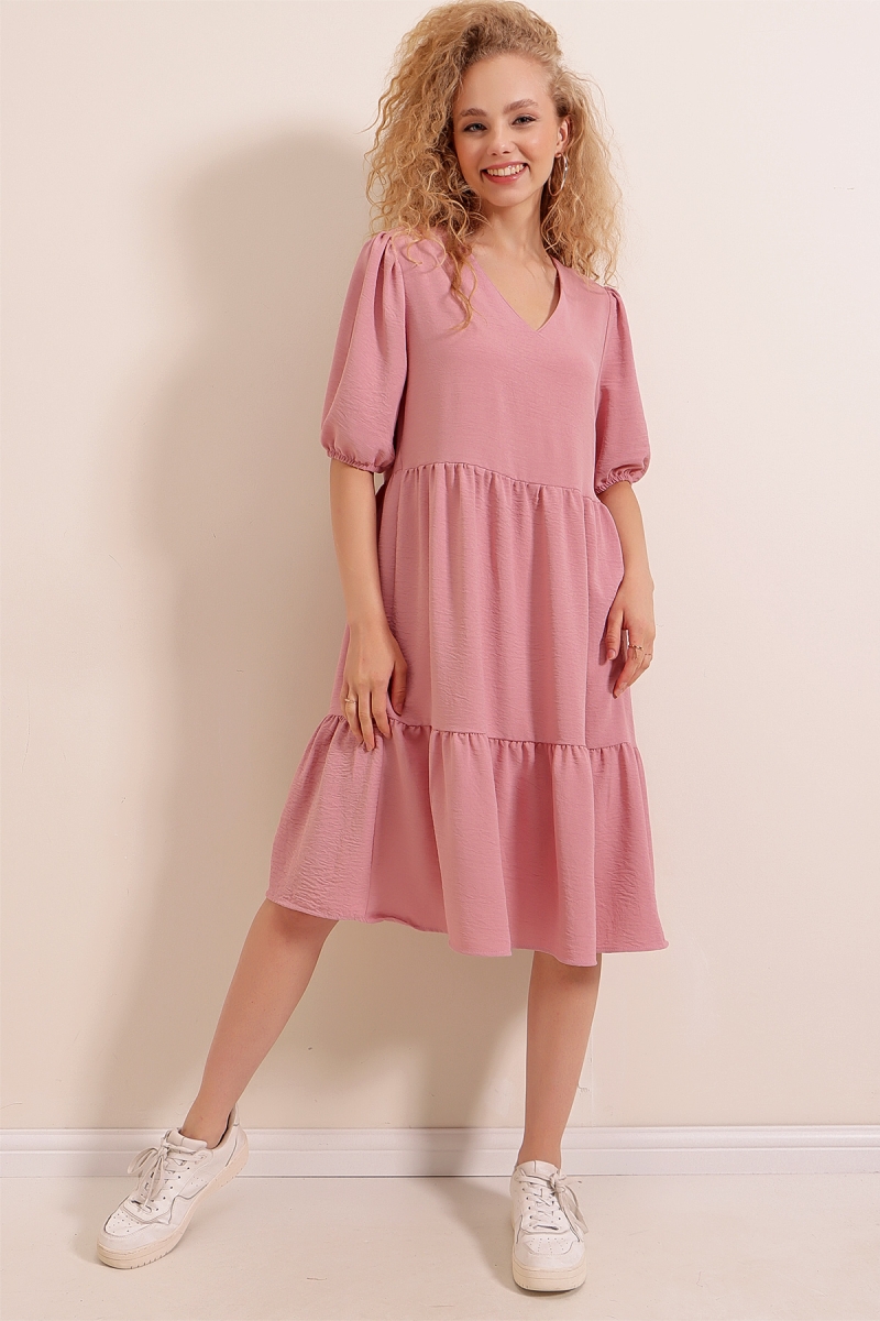 2346 V Yaka Ayrobin Elbise - Pudra - BİGDART