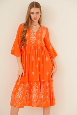 2349 V Yaka Desenli Elbise - Oranje 