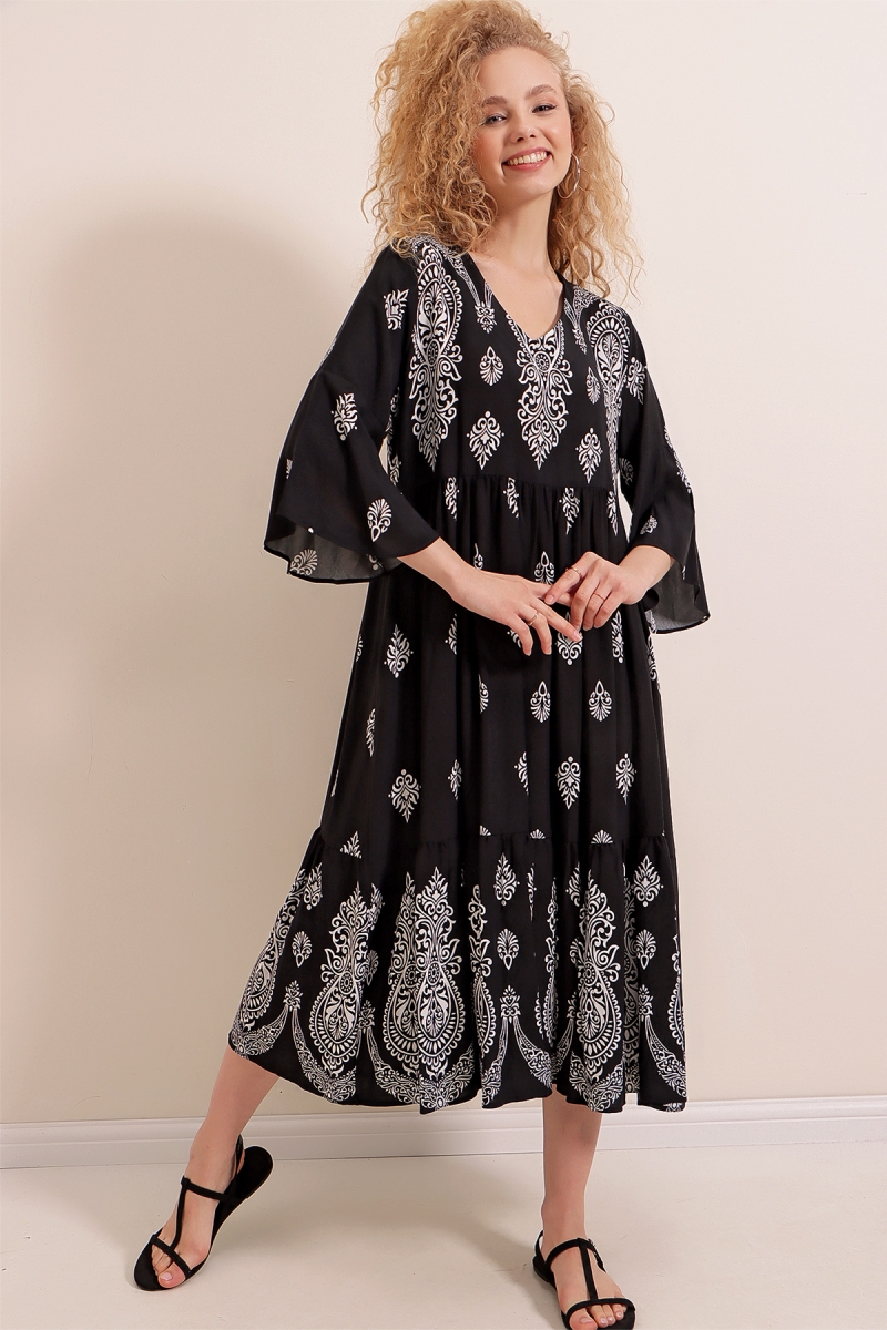 2349 V Yaka Desenli Elbise - Siyah - BİGDART