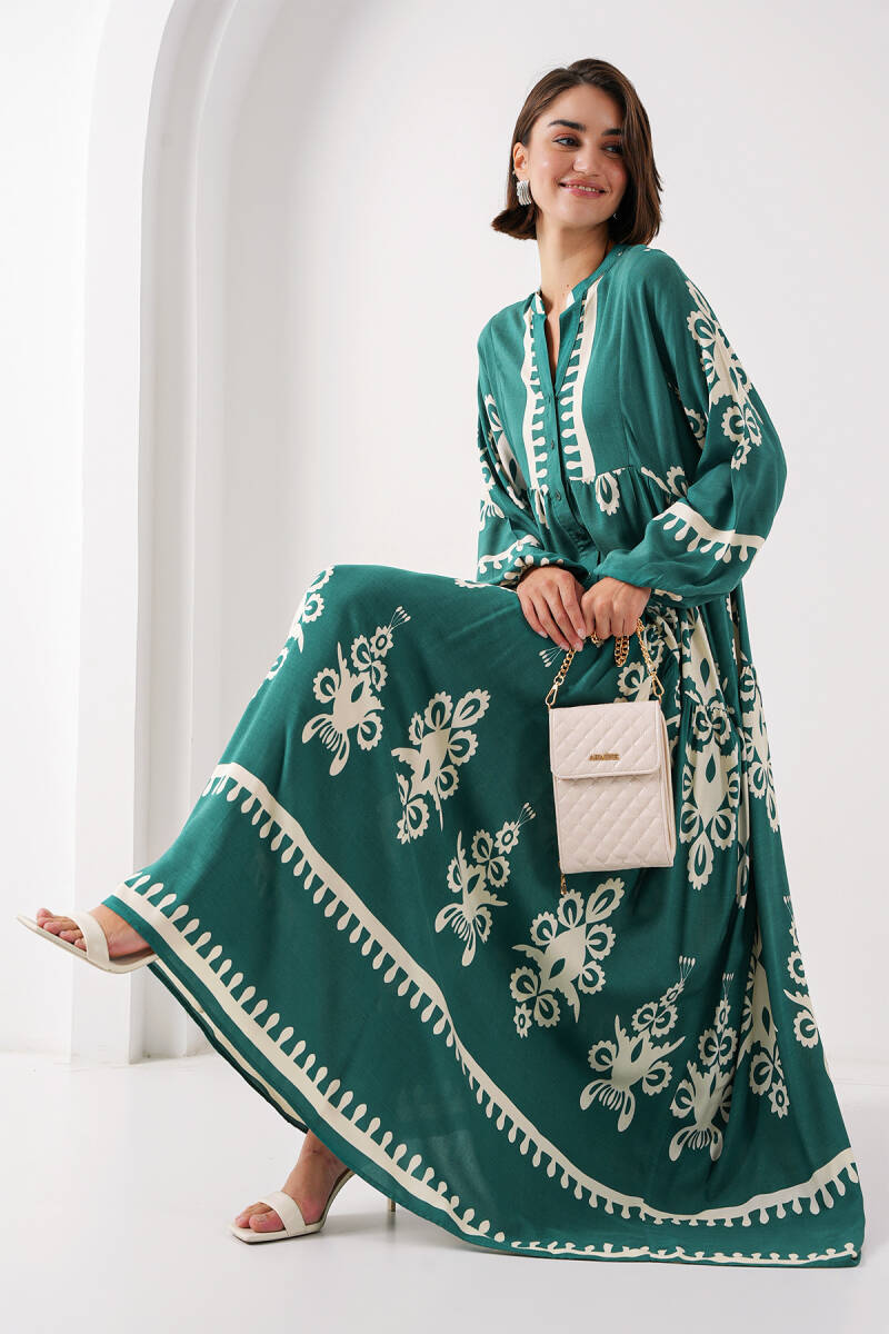 2423 Otantik Desenli Tesettür Elbise - A. Zümrüt Yeşili - BİGDART