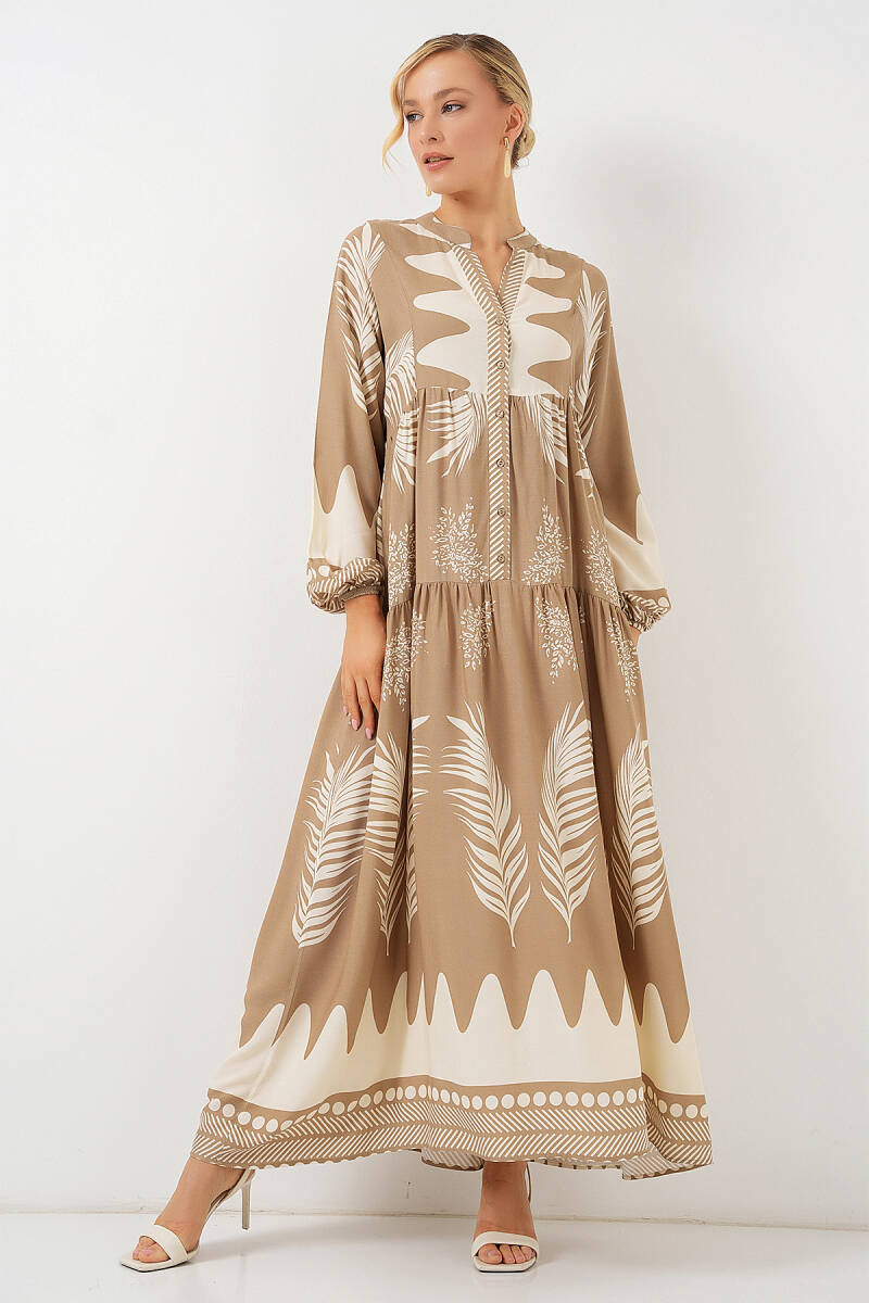 2423 Otantik Desenli Tesettür Elbise - M. Camel - BİGDART