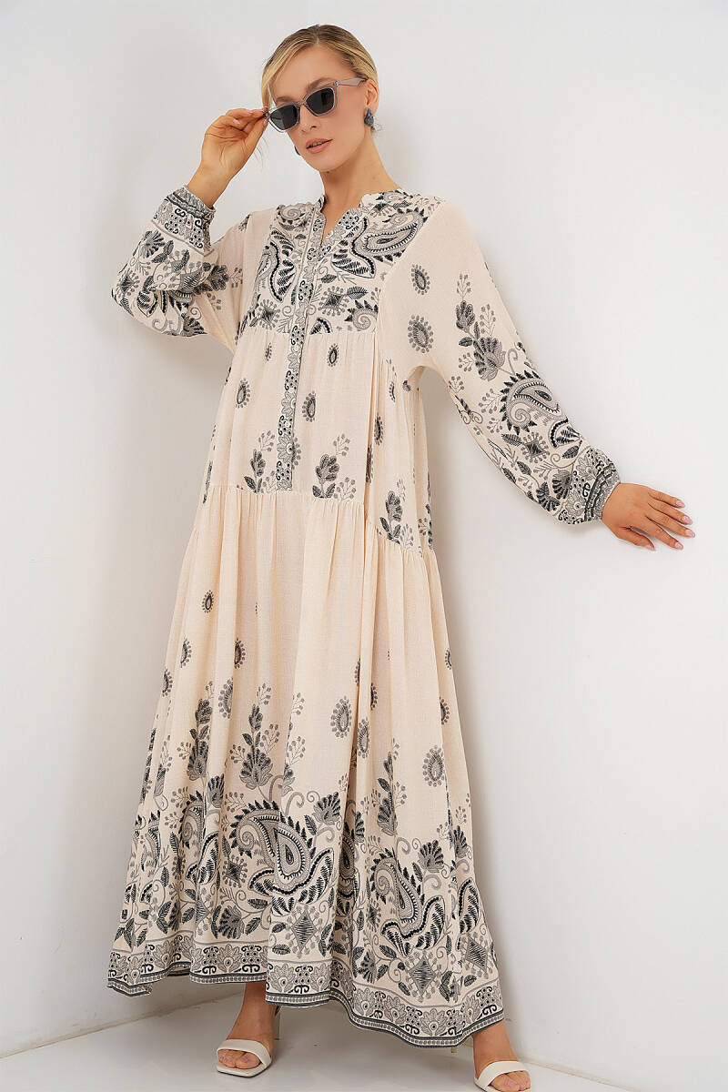 2423 Otantik Desenli Tesettür Elbise - Siyah - Krem - BİGDART