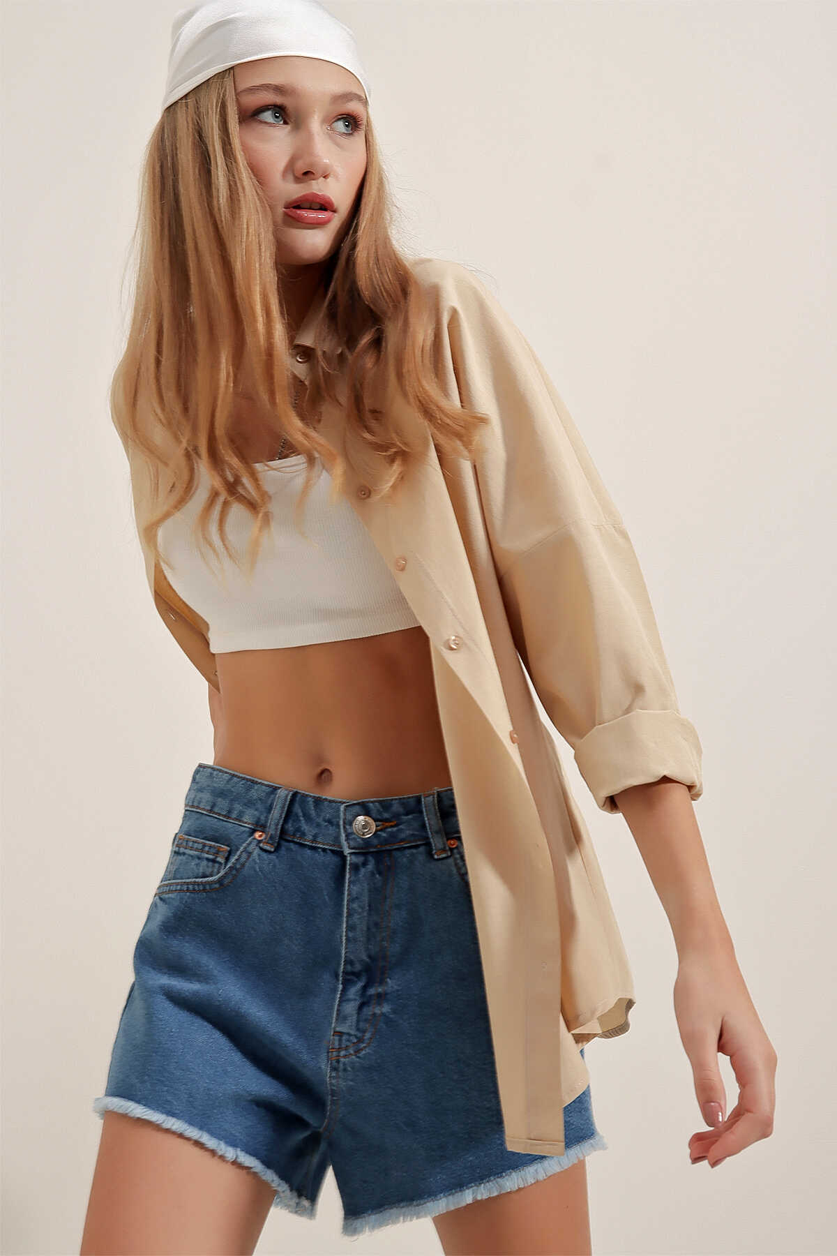 3900 Oversize Uzun Basic Gömlek - Bej - 4