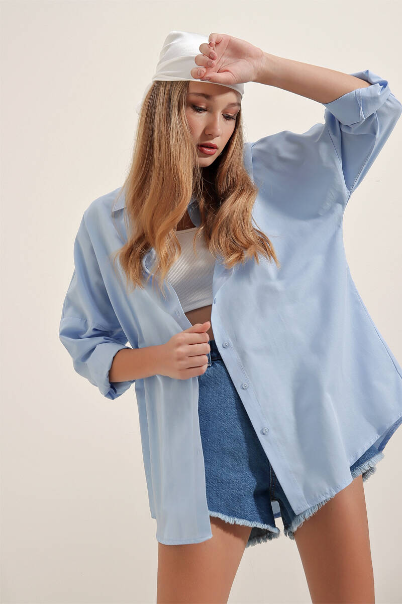 3900 Oversize Uzun Basic Gömlek - Mavi (1)