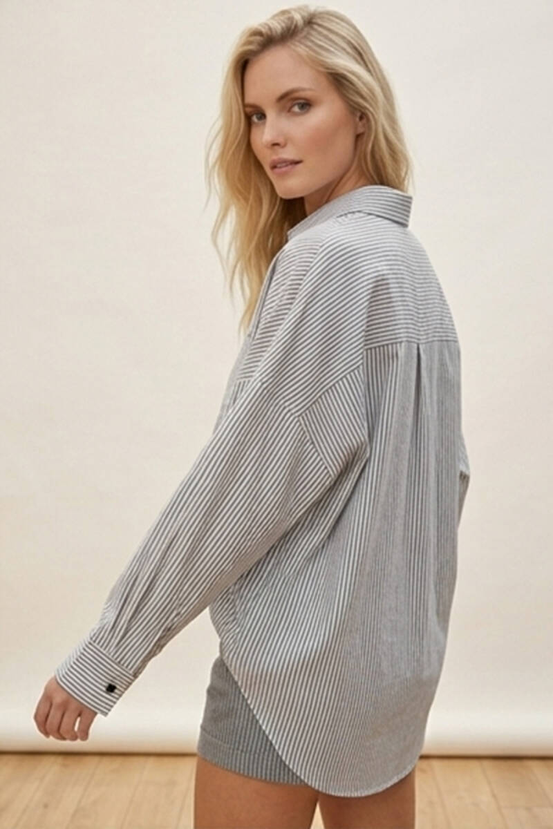 Kadın Siyah Beyaz Çizgili Oversize Uzun Basic Gömlek 3900 (1)