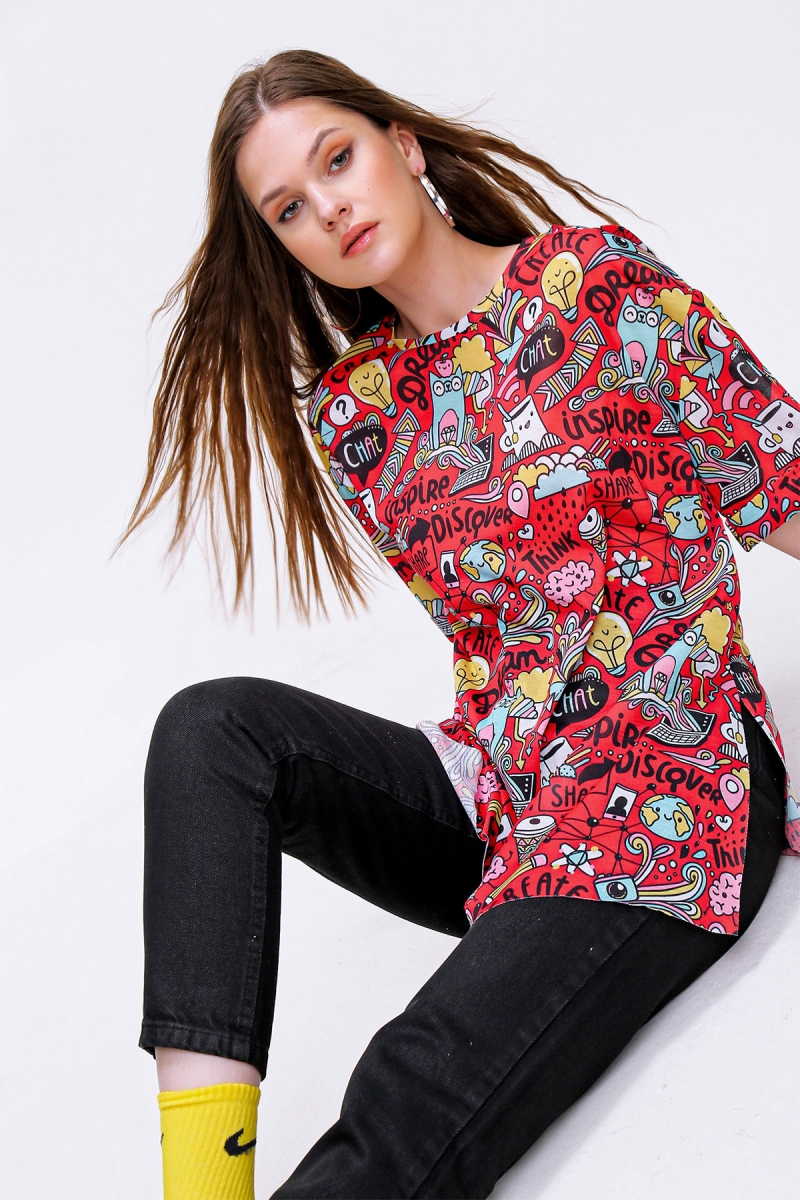 4124 Grafik Desen Oversize T-shirt - Kırmızı - BİGDART