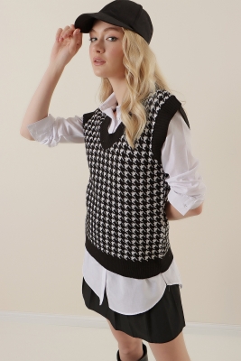 4254 Kazayağı Desen Triko Süveter - Siyah - BİGDART