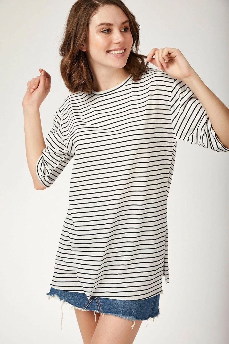 4270 Çizgili Yanı Yırtmaçlı Tshirt - Beyaz - BİGDART