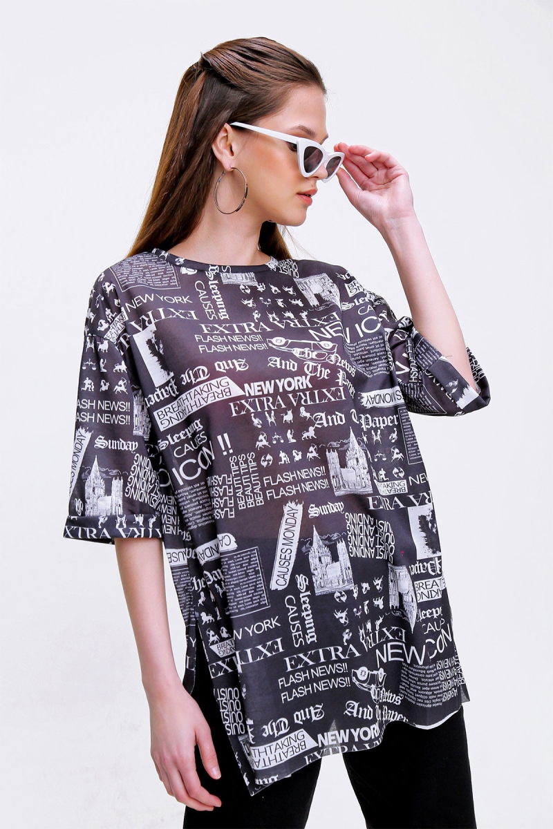 4299 Gazete Baskılı Oversize Tshirt - Siyah - BİGDART