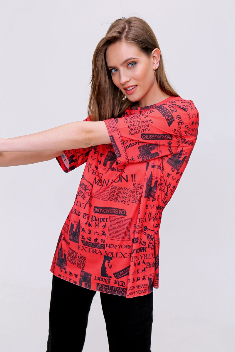 4299 Gazete Baskılı Oversize Tshirt - Kırmızı - BİGDART