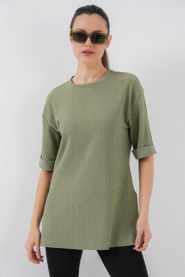 4332 Yanı Yırtmaçlı Örme Tişört - Çağla 