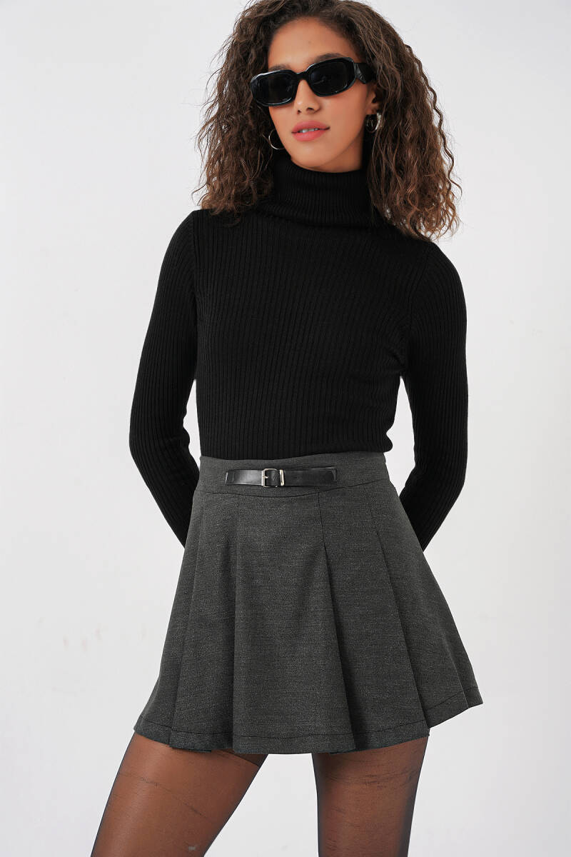 4335 Kadın Kemerli Mini Şort Etek - Antrasit - BİGDART