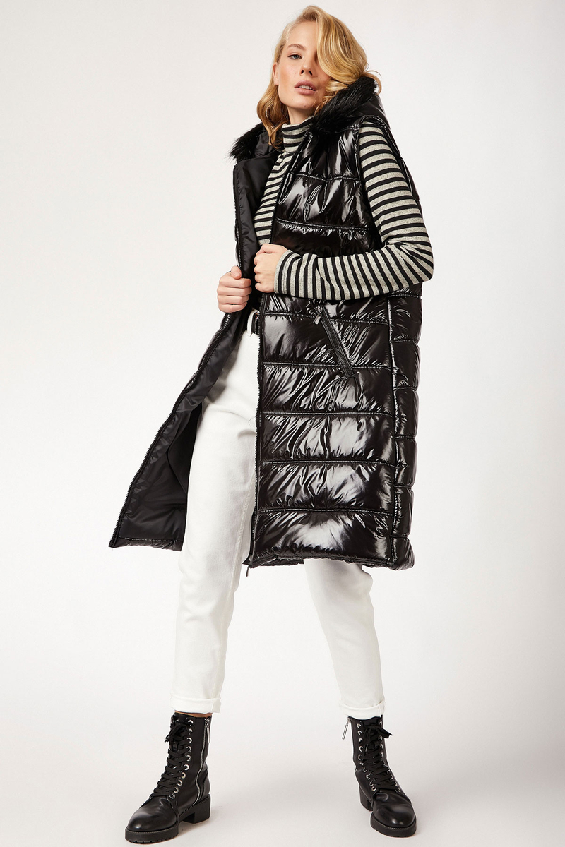 5105 PARLAK KAPŞONLU KÜRKLÜ ŞİŞME YELEK - Siyah - BİGDART