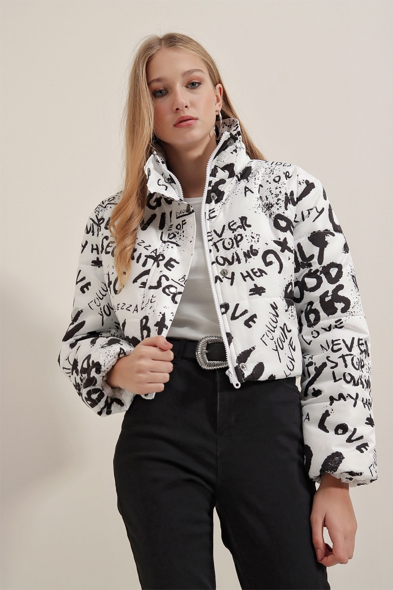 5136 Crop Şişme Mont - B.Beyaz - BİGDART