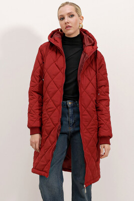 5138 Kapitone Uzun Şişme Mont - Bordo - BİGDART