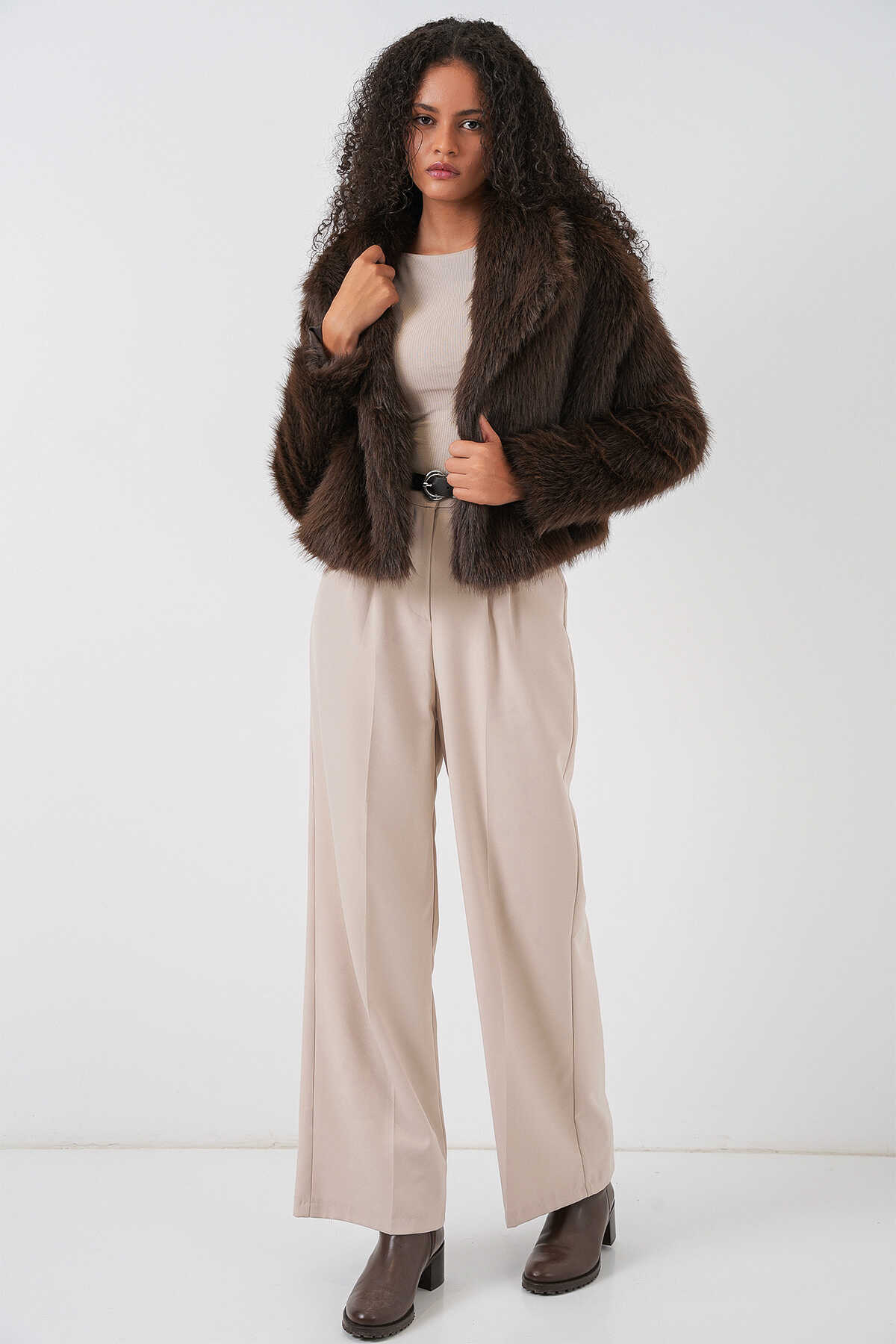 5186 Kruvaze Peluş Kürk Kaban - Kahverengi - 2