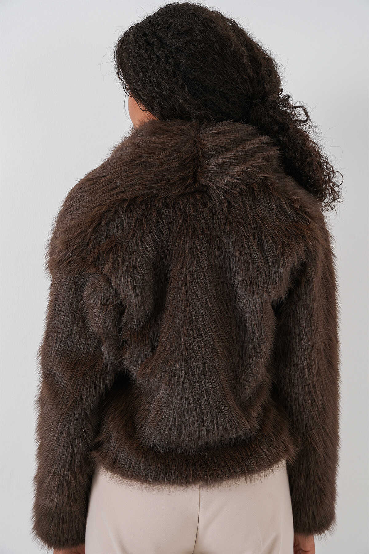 5186 Kruvaze Peluş Kürk Kaban - Kahverengi - 7