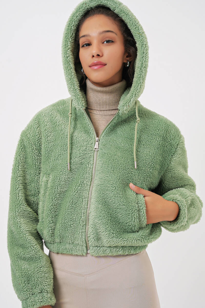 5193 Kapüşonlu Peluş Crop Ceket - E.Yeşil - BİGDART