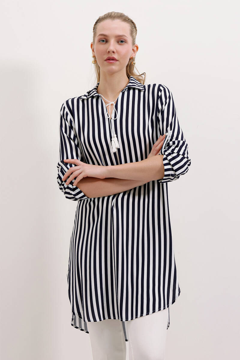 5613 Yaka Bağcıklı Çizgili Tunik - Lacivert - BİGDART