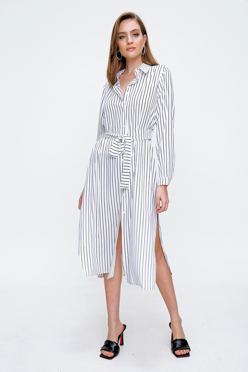 5825 Beli Kemerli Yırtmaçlı Tunik - Beyaz - BİGDART