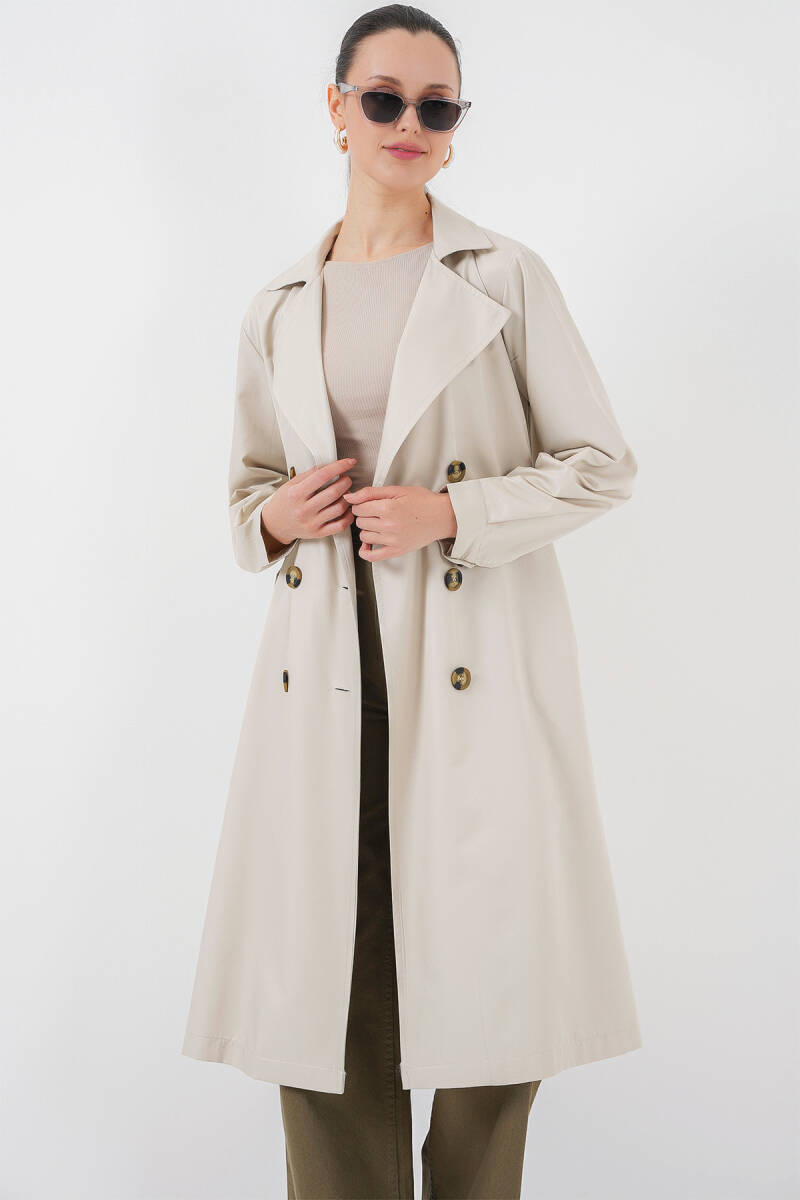 5853 Kruvaze Yaka Arkası Baskılı Trençkot - A.Bej - BİGDART