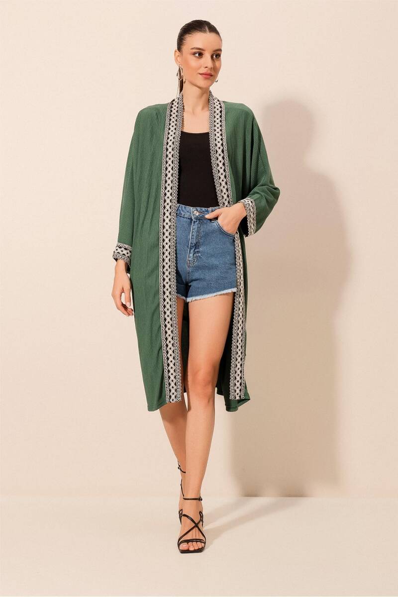 5865 Nakışlı Örme Uzun Kimono - Zümrüt Yeşili - BİGDART