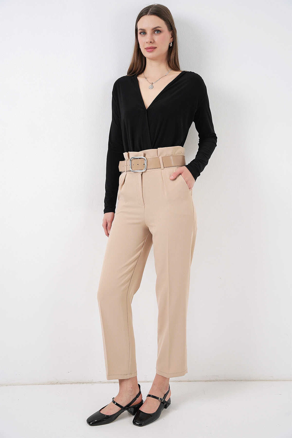 6556 Kemerli Kumaş Pantolon - Krem - 1