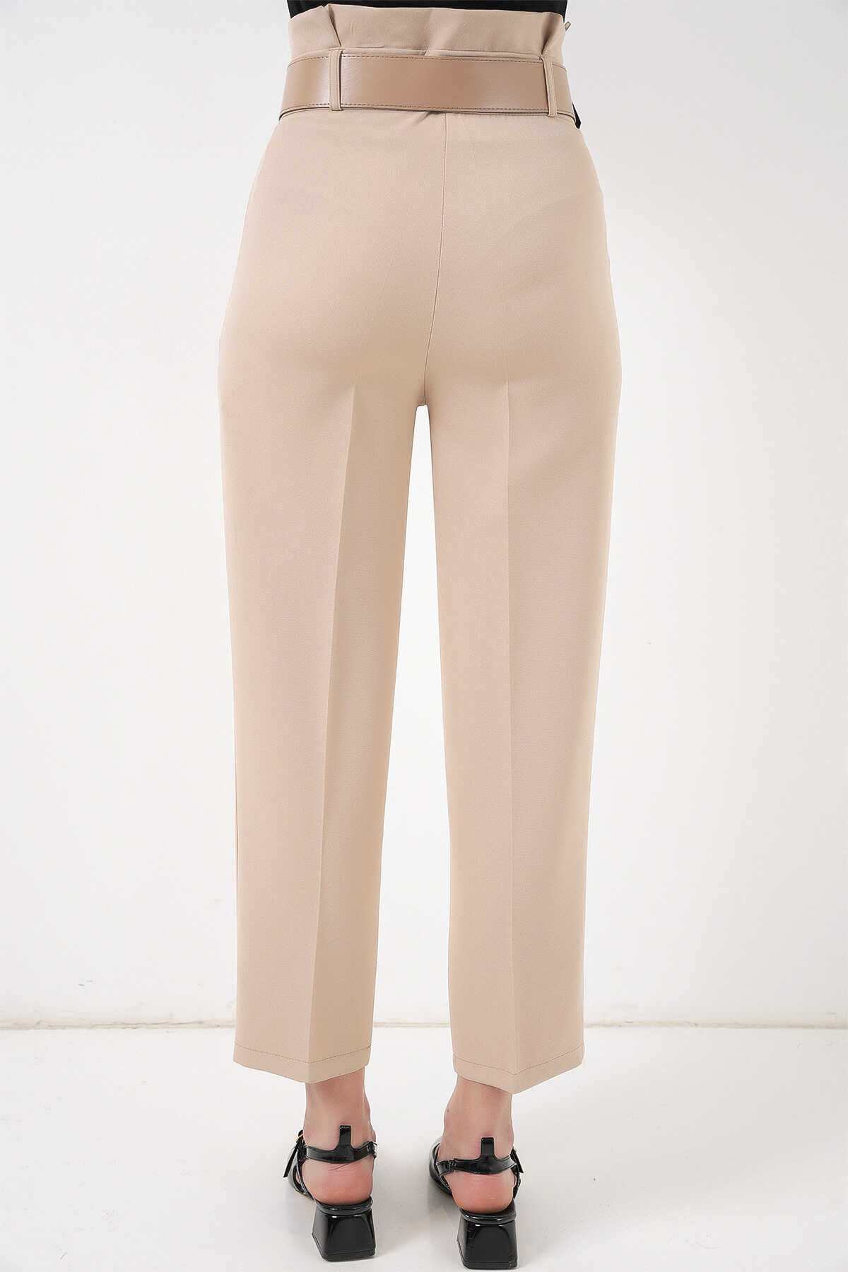 6556 Kemerli Kumaş Pantolon - Krem - 6