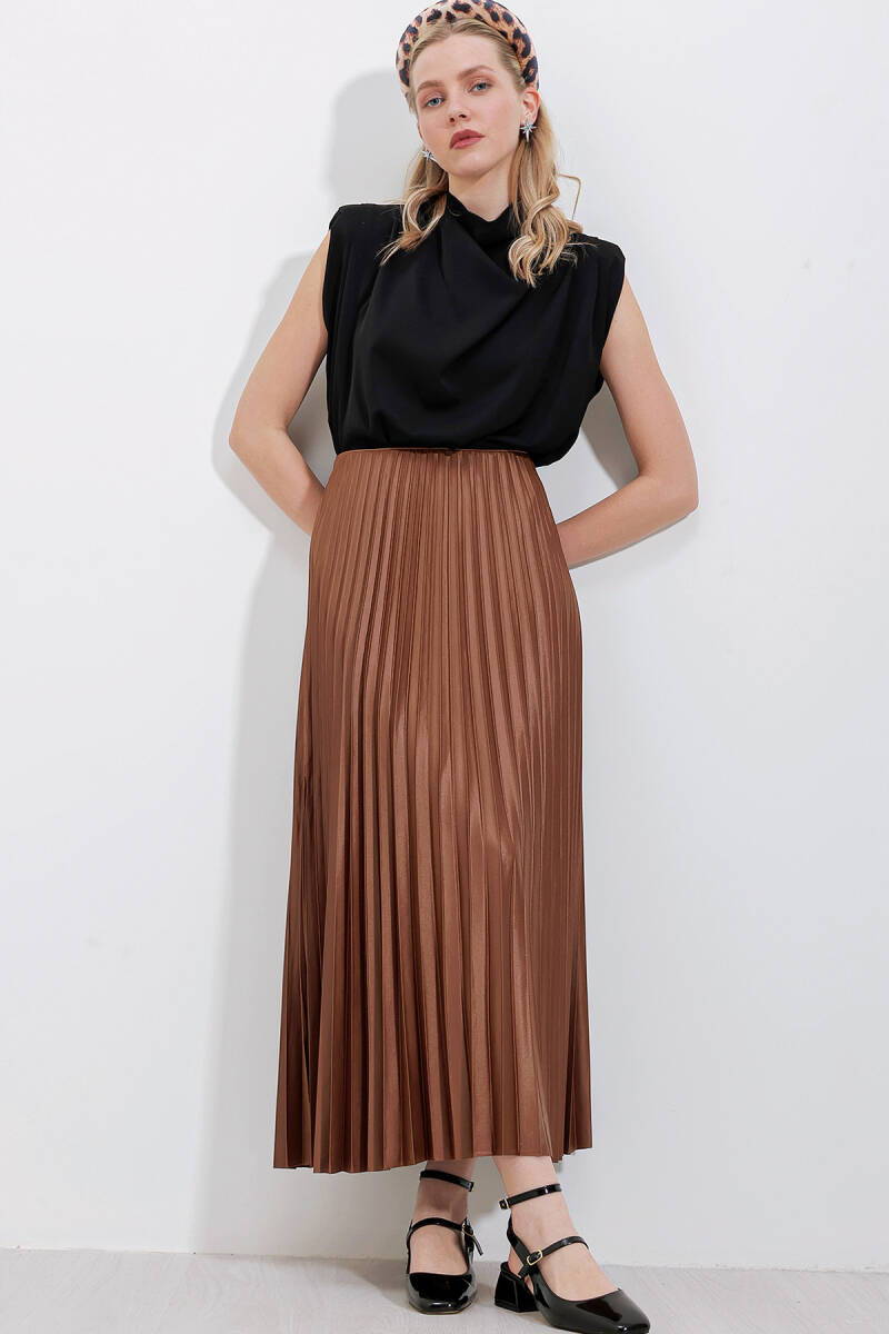 8009 Deri Görünümlü Piliseli Etek - Taba - BİGDART