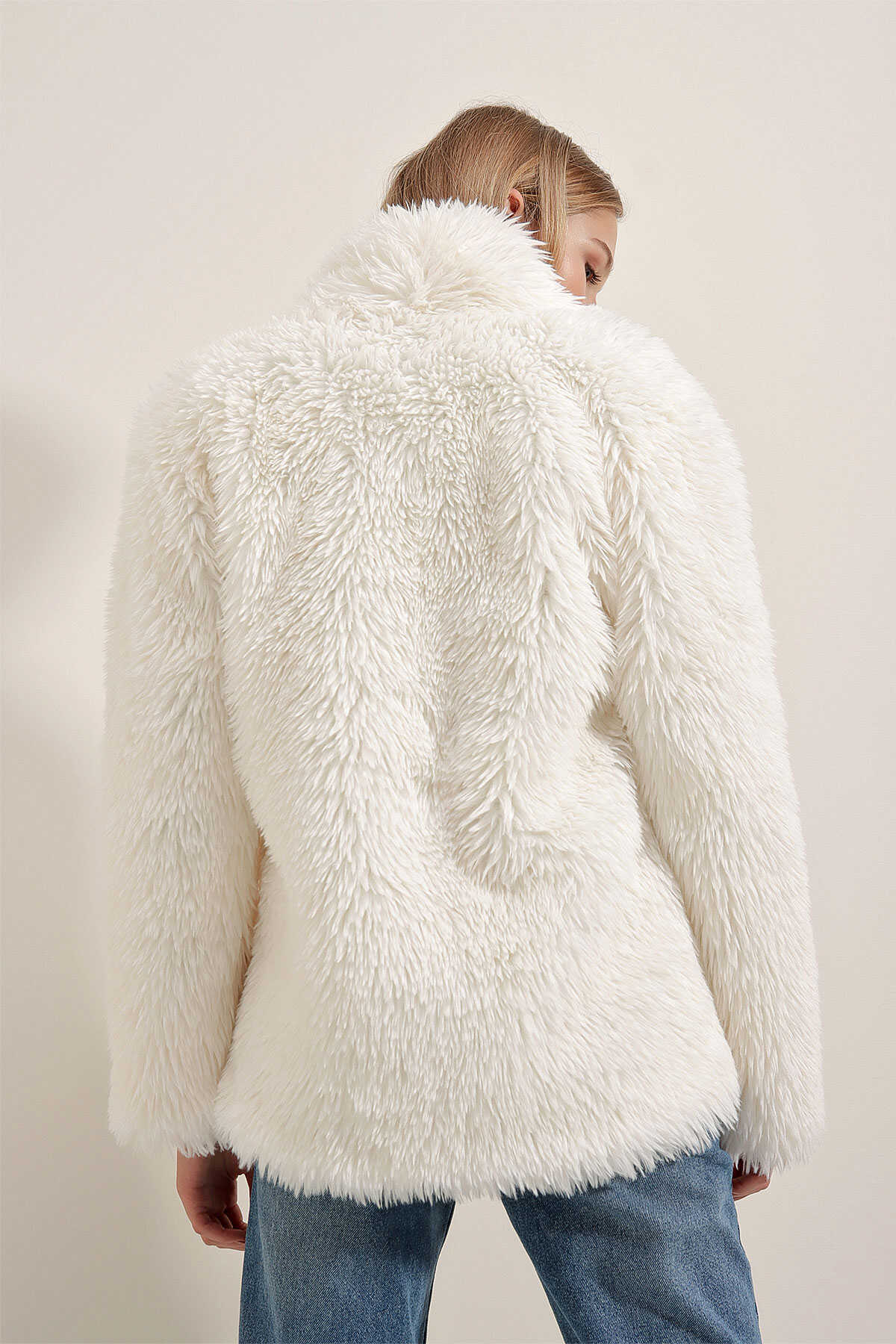 9088 Peluş Kaban - Beyaz - 5