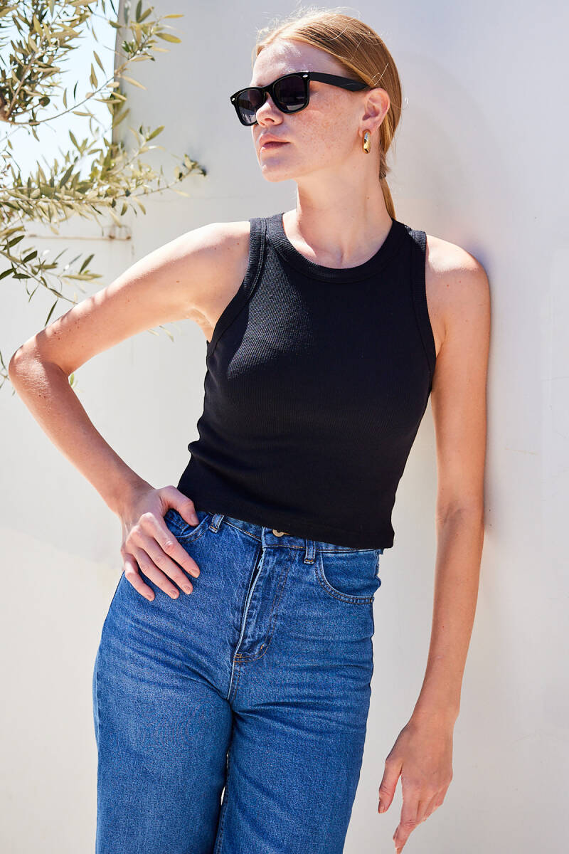 917 Bisiklet Yaka Fitilli Kolsuz Bluz - Siyah - BİGDART