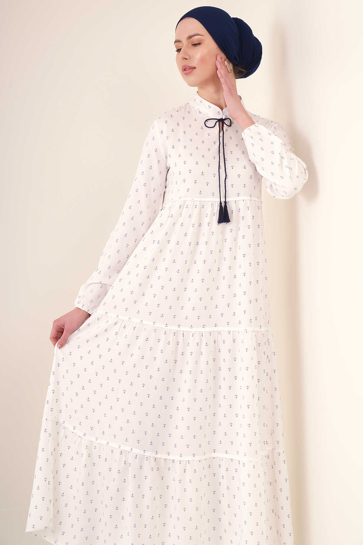 Beyaz Renk Tesettür Elbise Kombinleri