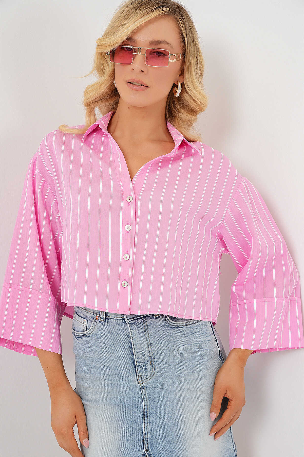 Kadın Çizgili Oversize Kısa Gömlek 20326 - Pembe - 4