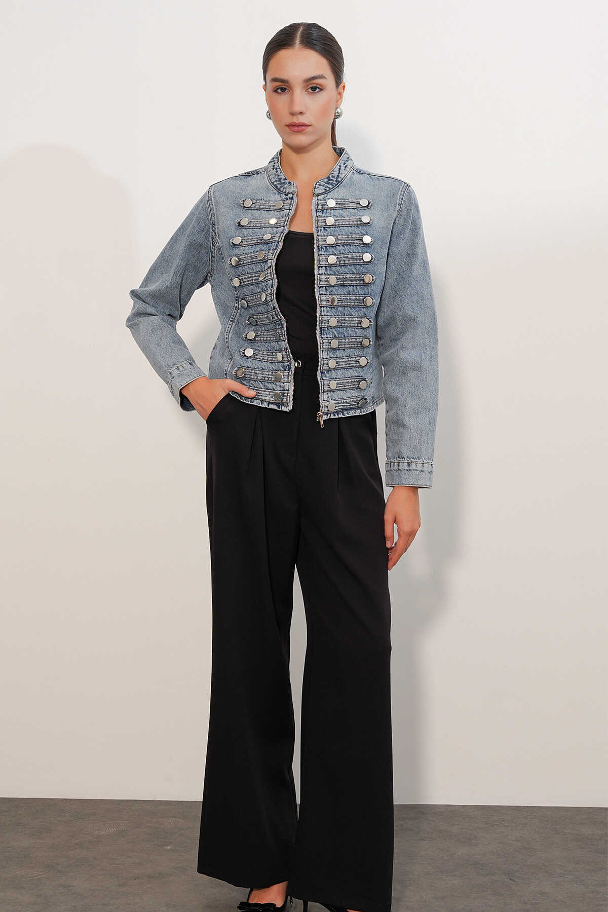 Kadın Dar Kesim Düğmeli Denim Ceket 0764 - Mavi - 2
