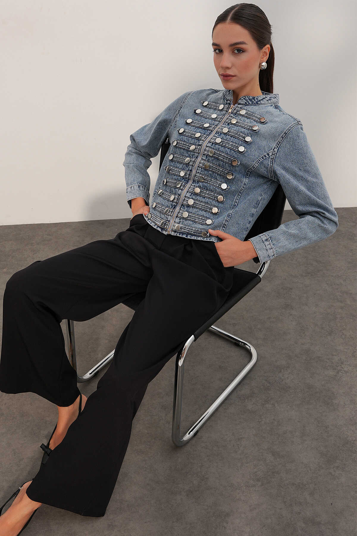 Kadın Dar Kesim Düğmeli Denim Ceket 0764 - Mavi - 4