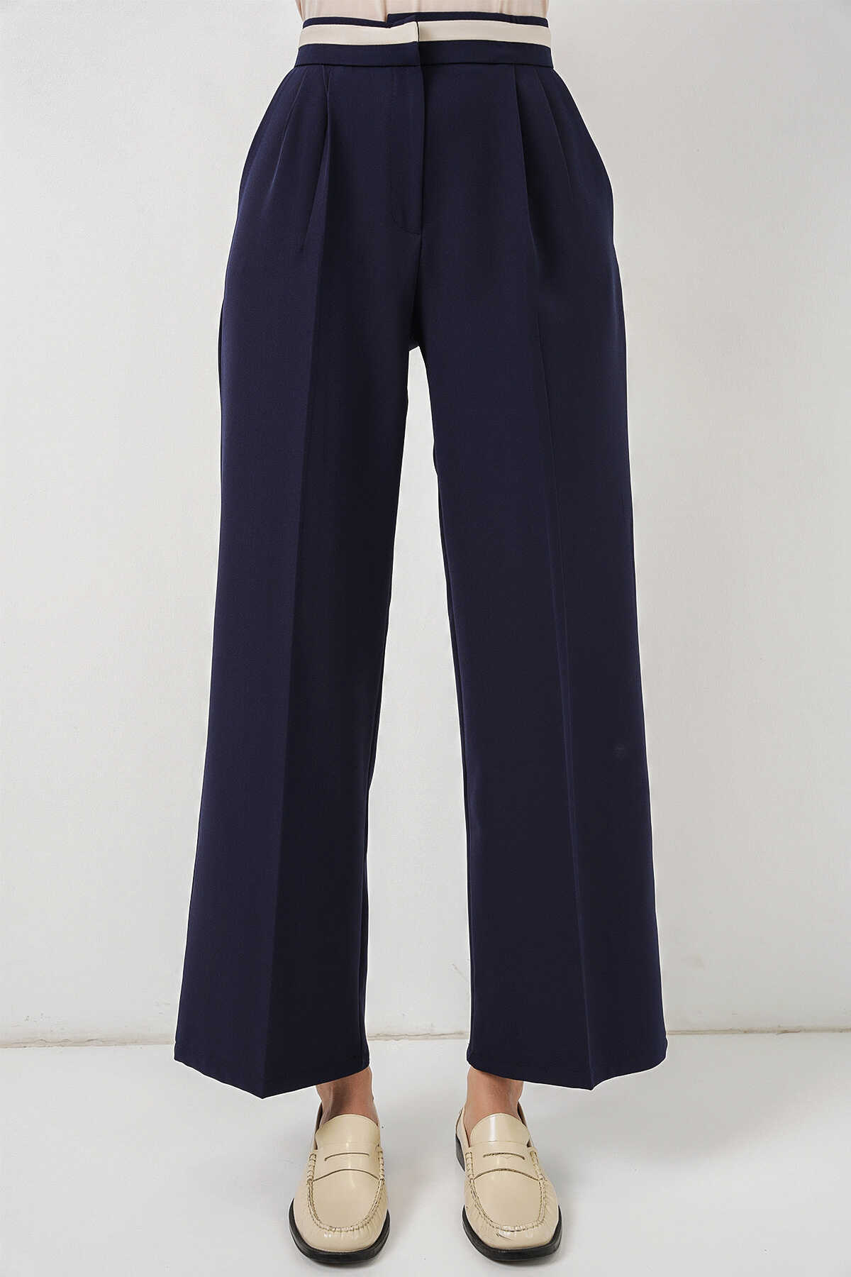 Kadın Geniş Paça Kumaş Pantolon 30088 - Lacivert - 2
